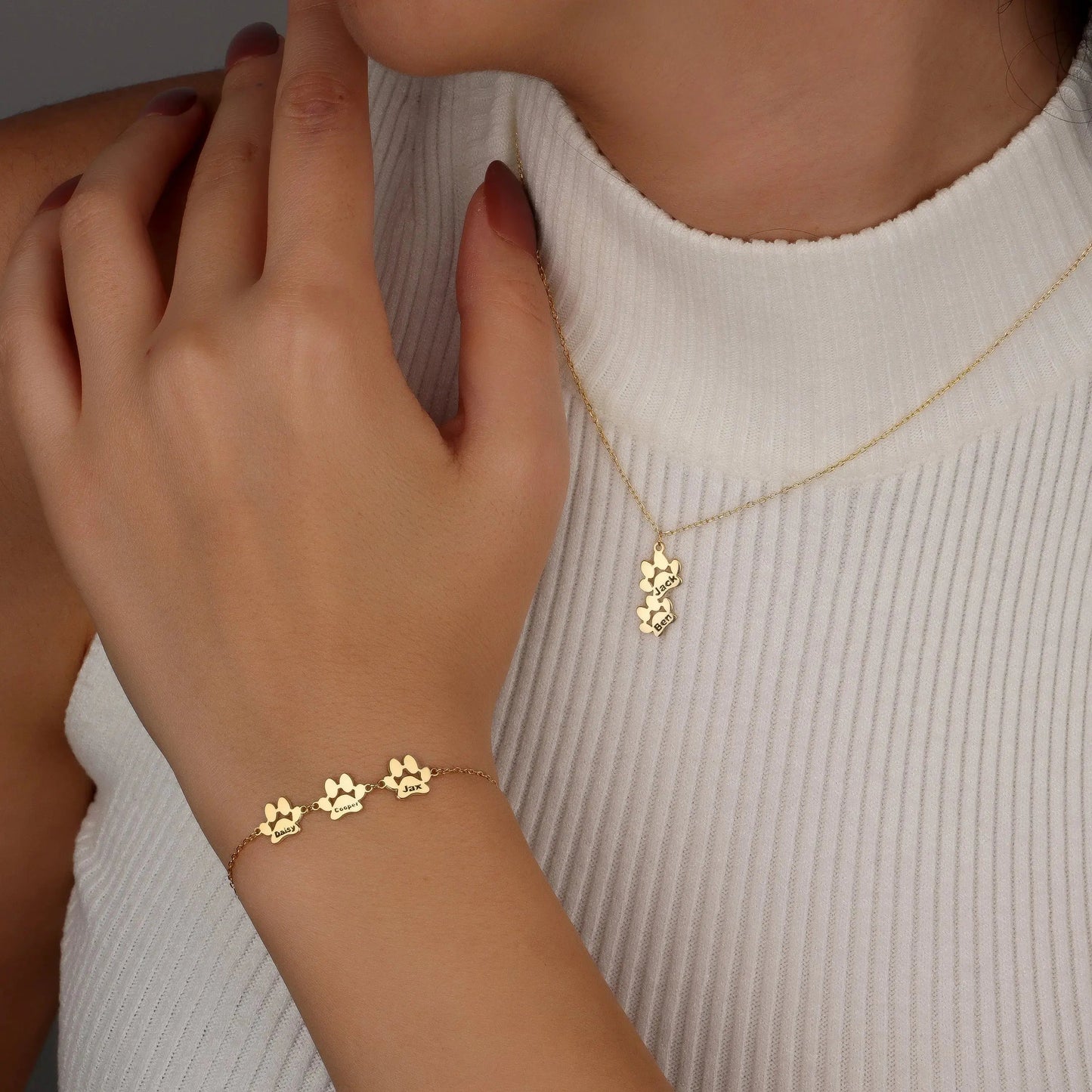 Personalized Paw Name Bracelet